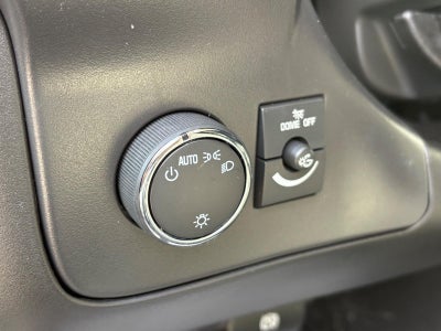 2025 Chevrolet Express Passenger 3500 1LS