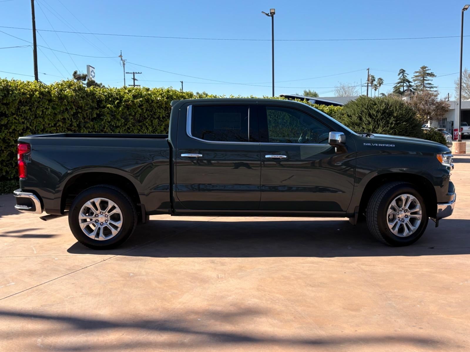 2025 Chevrolet Silverado 1500 LTZ