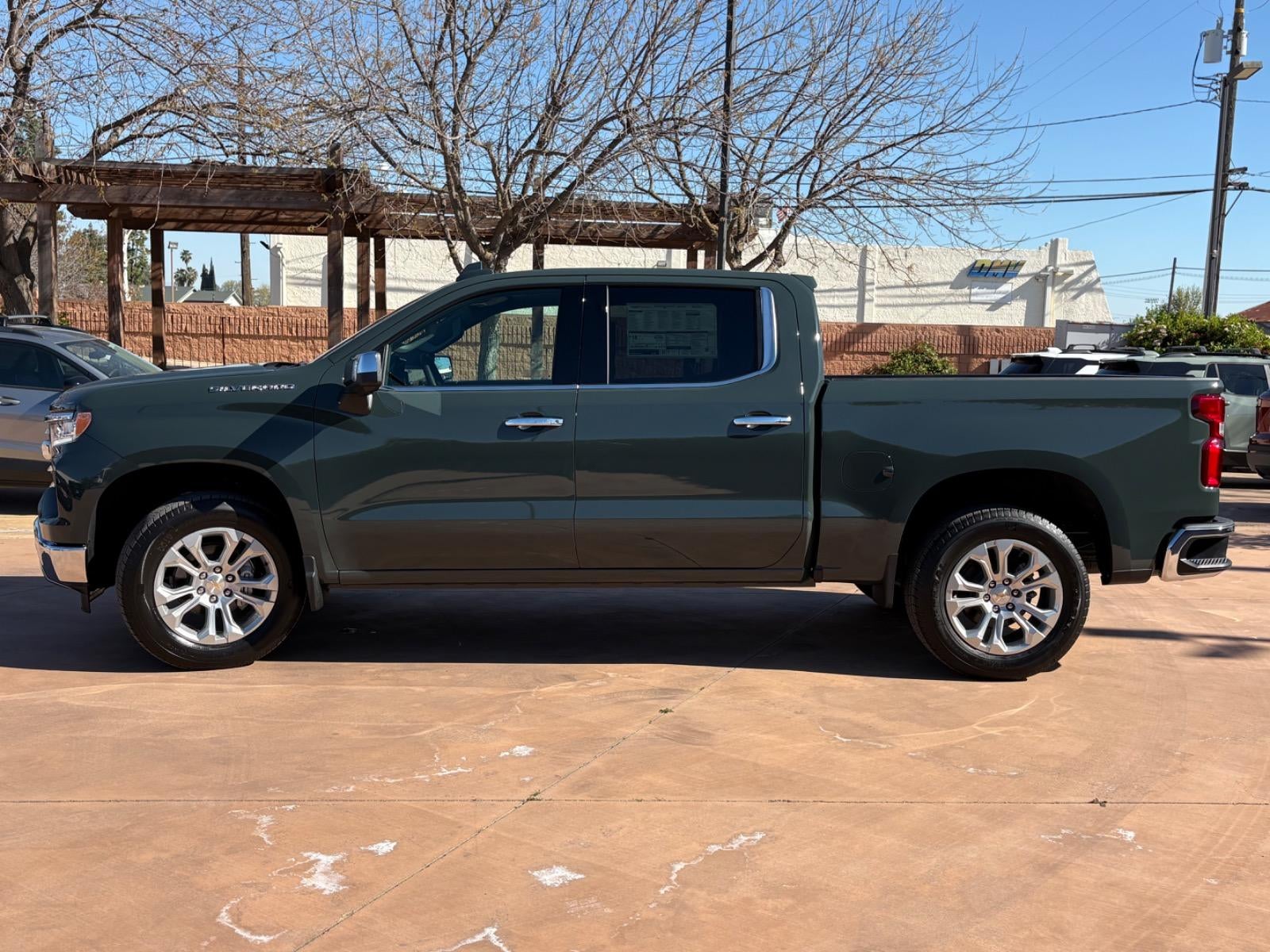 2025 Chevrolet Silverado 1500 LTZ