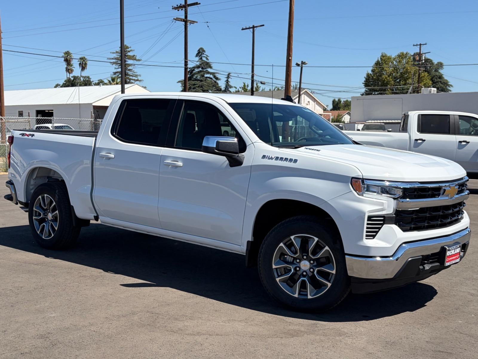 2026 Chevrolet Silverado 1500 LT (2FL)