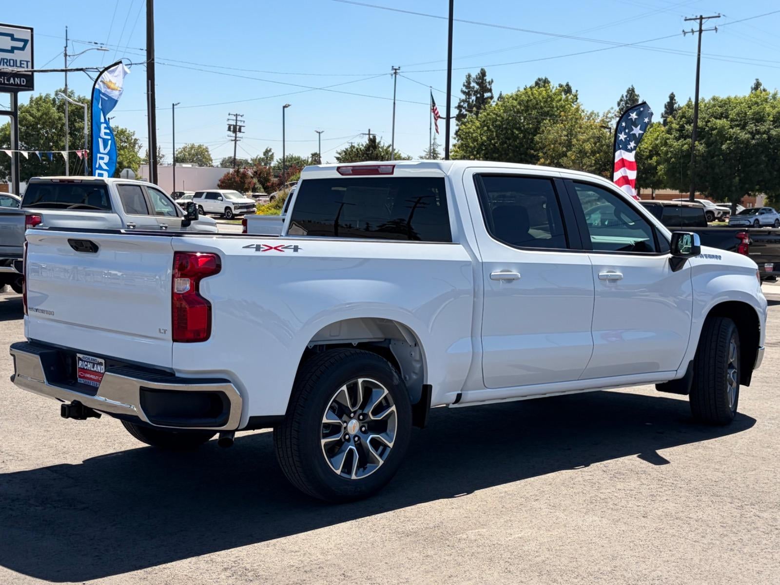 2026 Chevrolet Silverado 1500 LT (2FL)