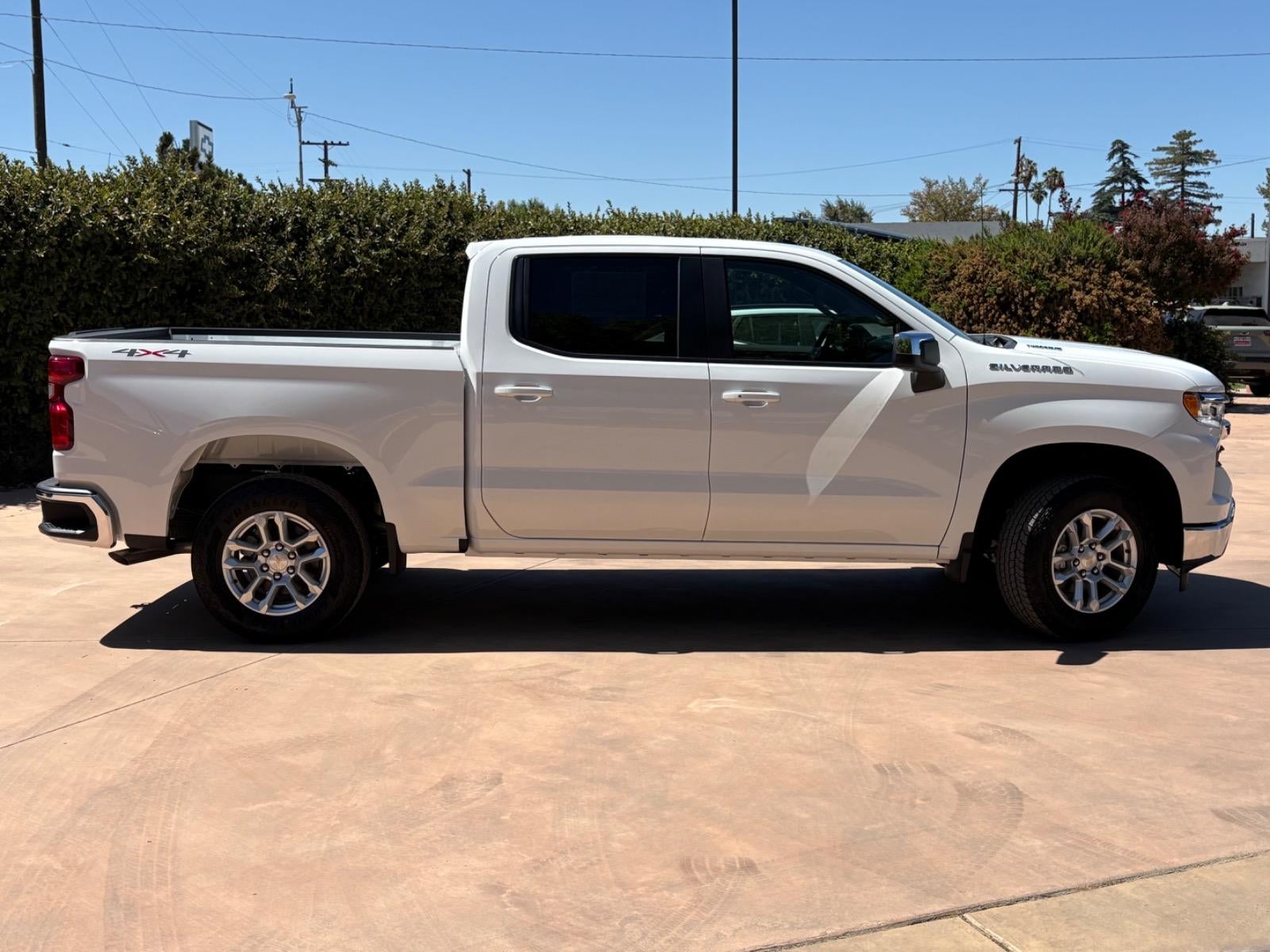 2025 Chevrolet Silverado 1500 LT (2FL)