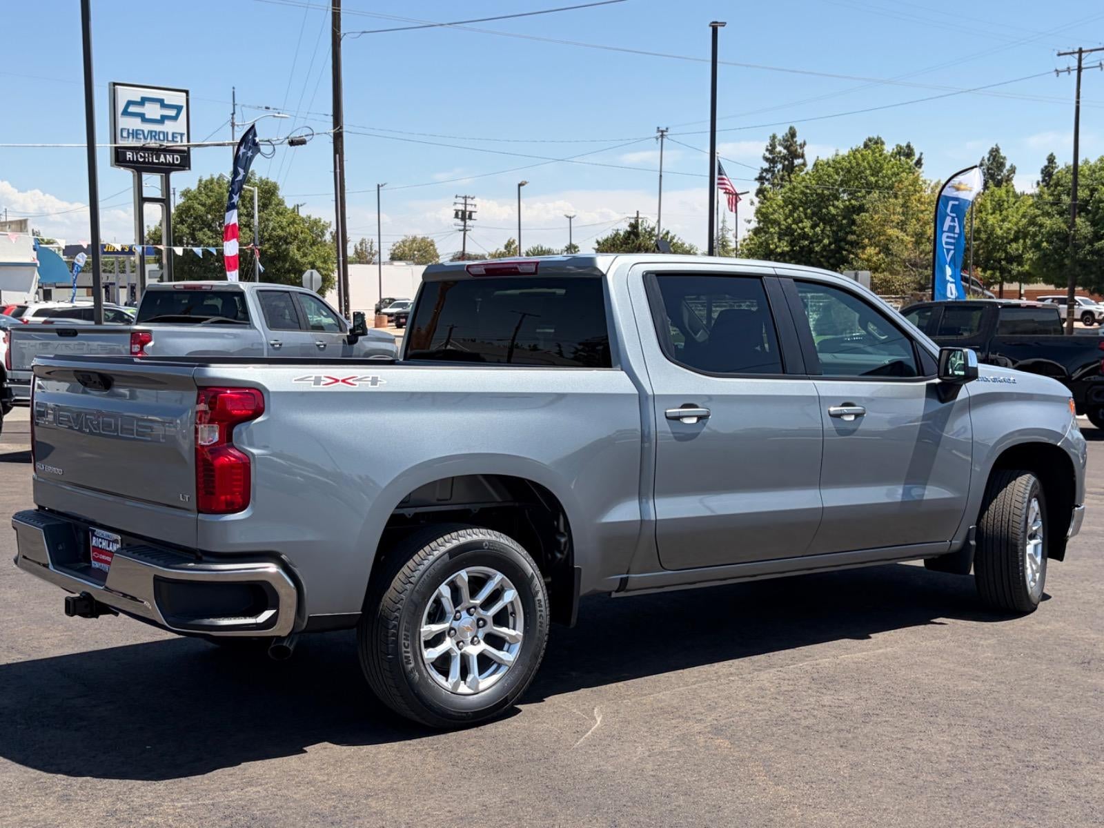 2026 Chevrolet Silverado 1500 LT (2FL)