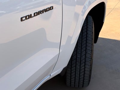 2025 Chevrolet Colorado WT/LT