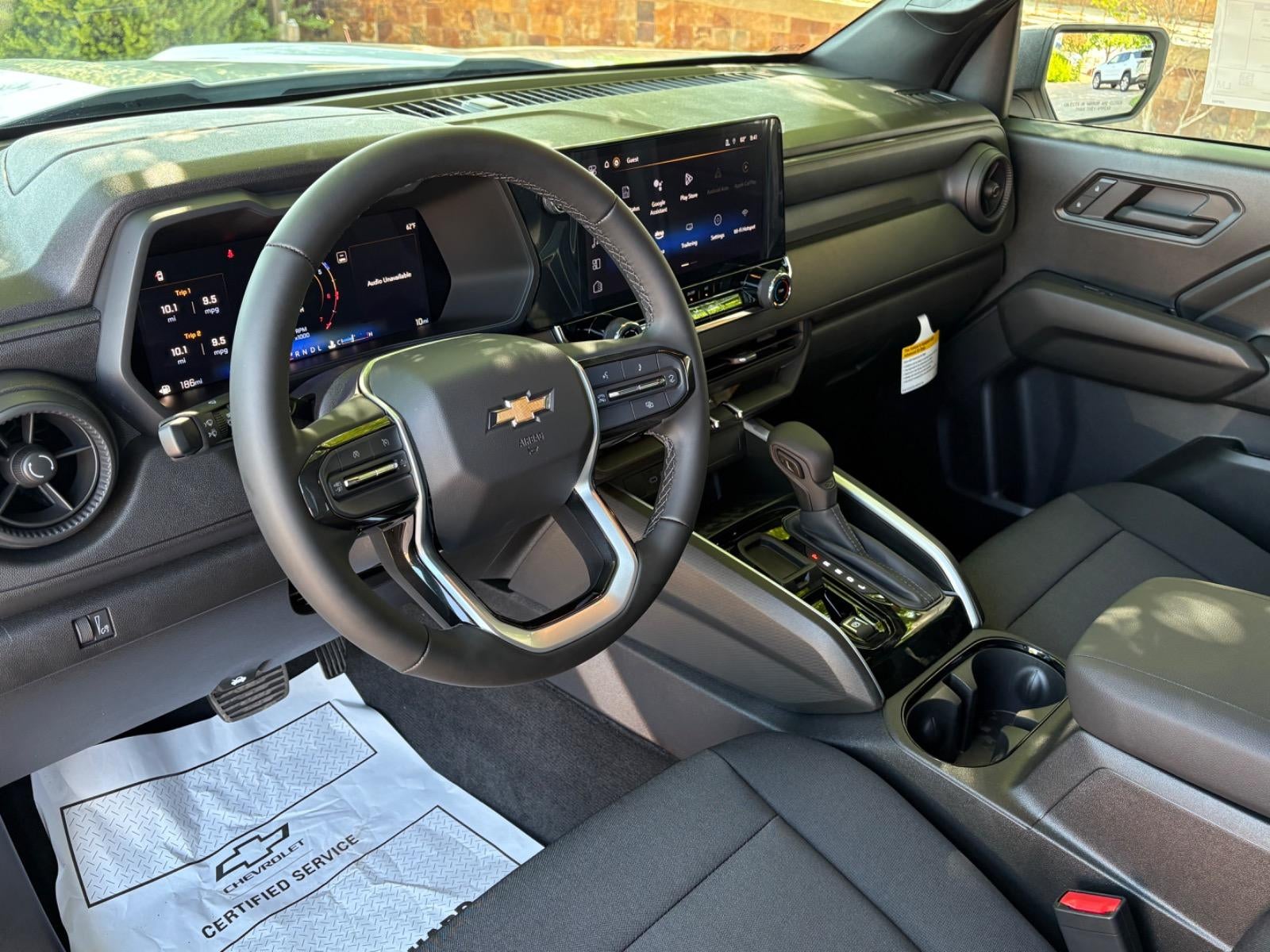 2025 Chevrolet Colorado WT/LT