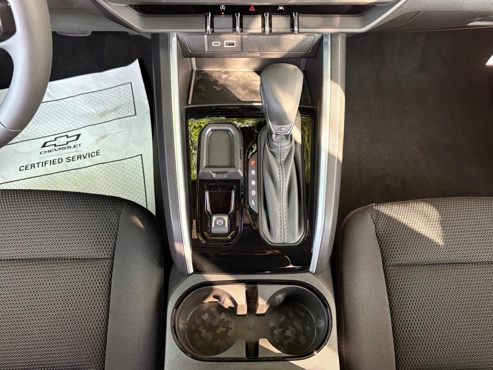 2025 Chevrolet Colorado WT/LT