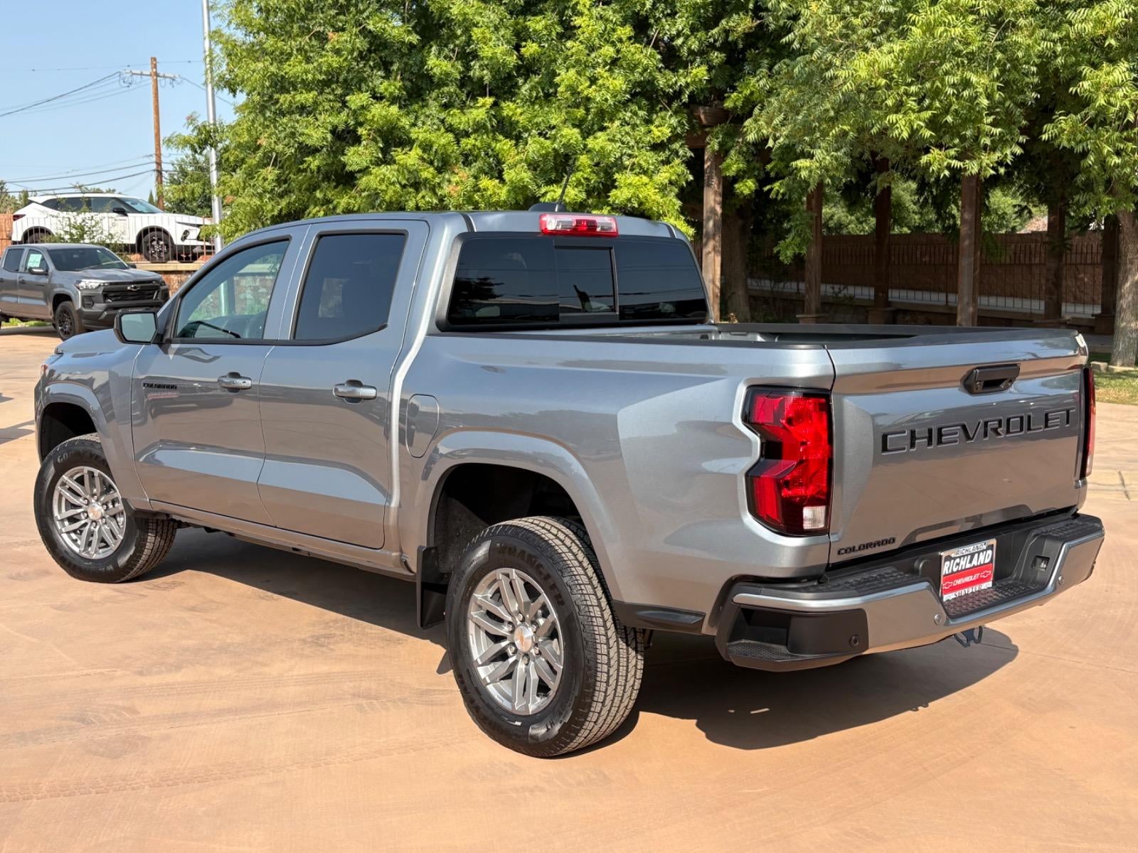 2025 Chevrolet Colorado WT/LT
