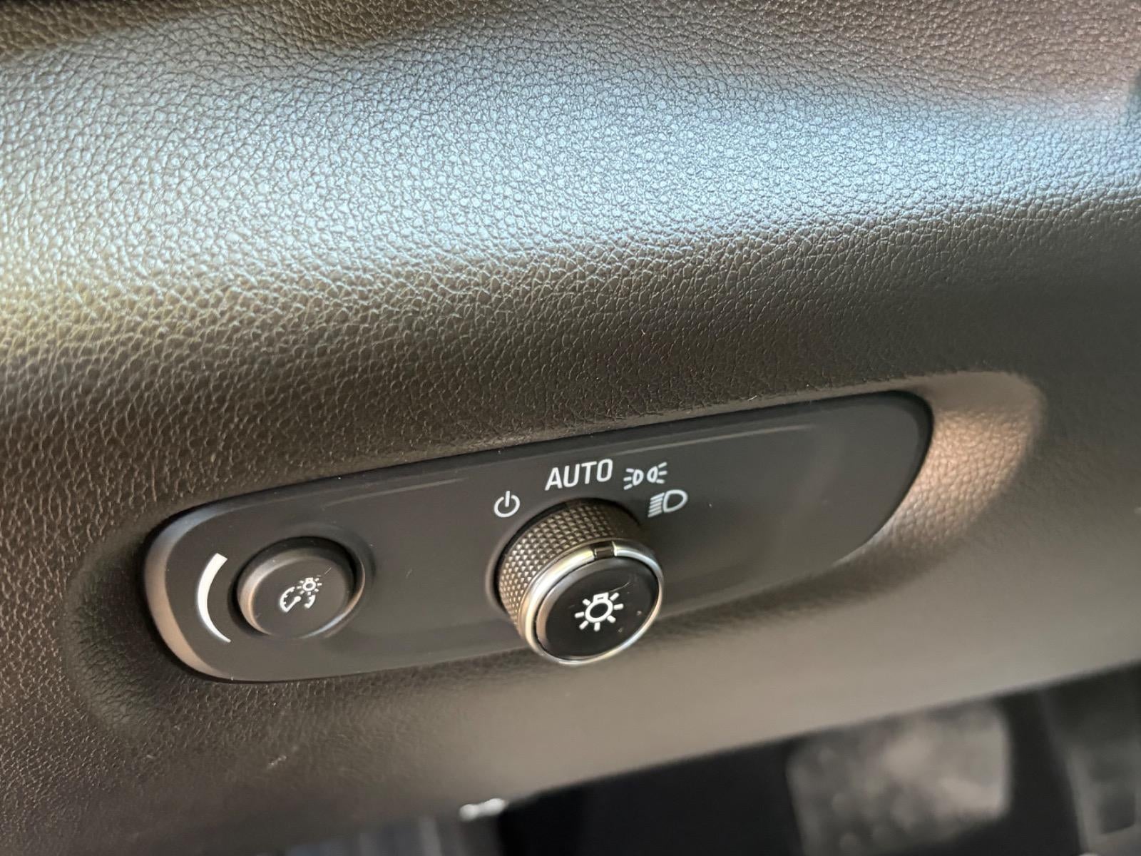 2018 Chevrolet Traverse LS