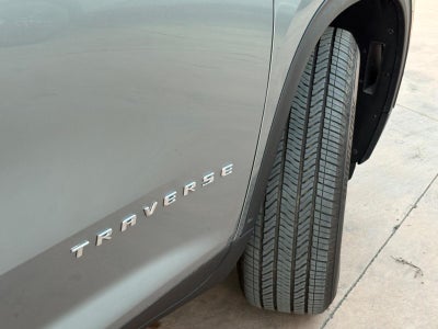 2024 Chevrolet Traverse LT