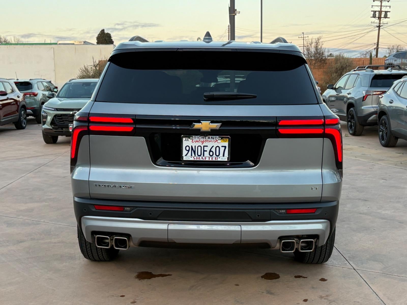 2024 Chevrolet Traverse LT