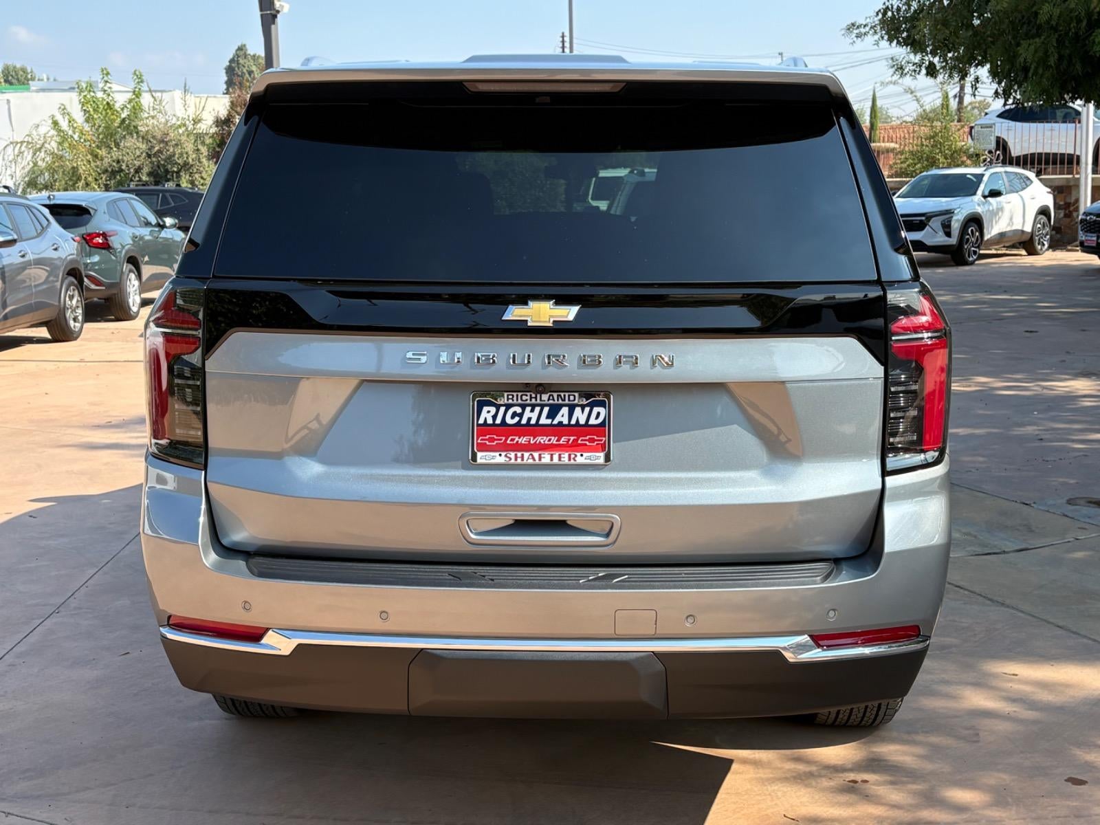 2026 Chevrolet Suburban LS