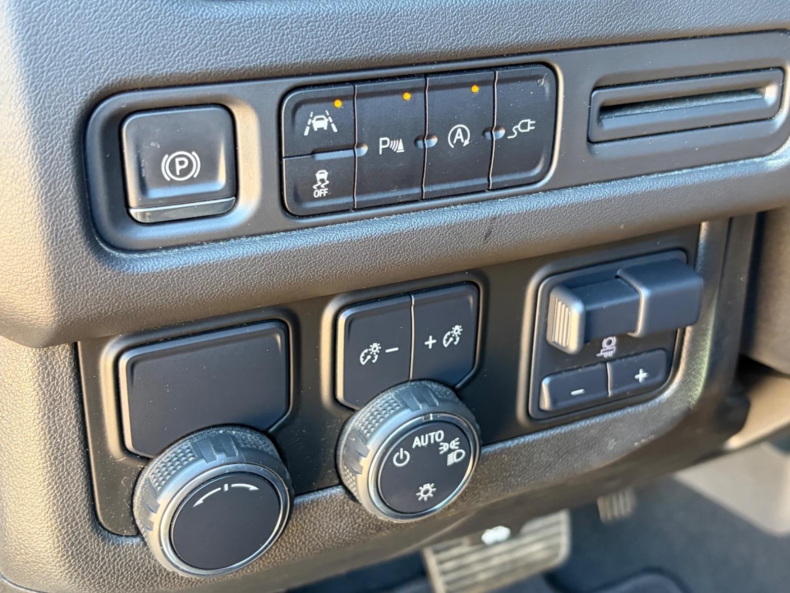 2021 Chevrolet Suburban LS