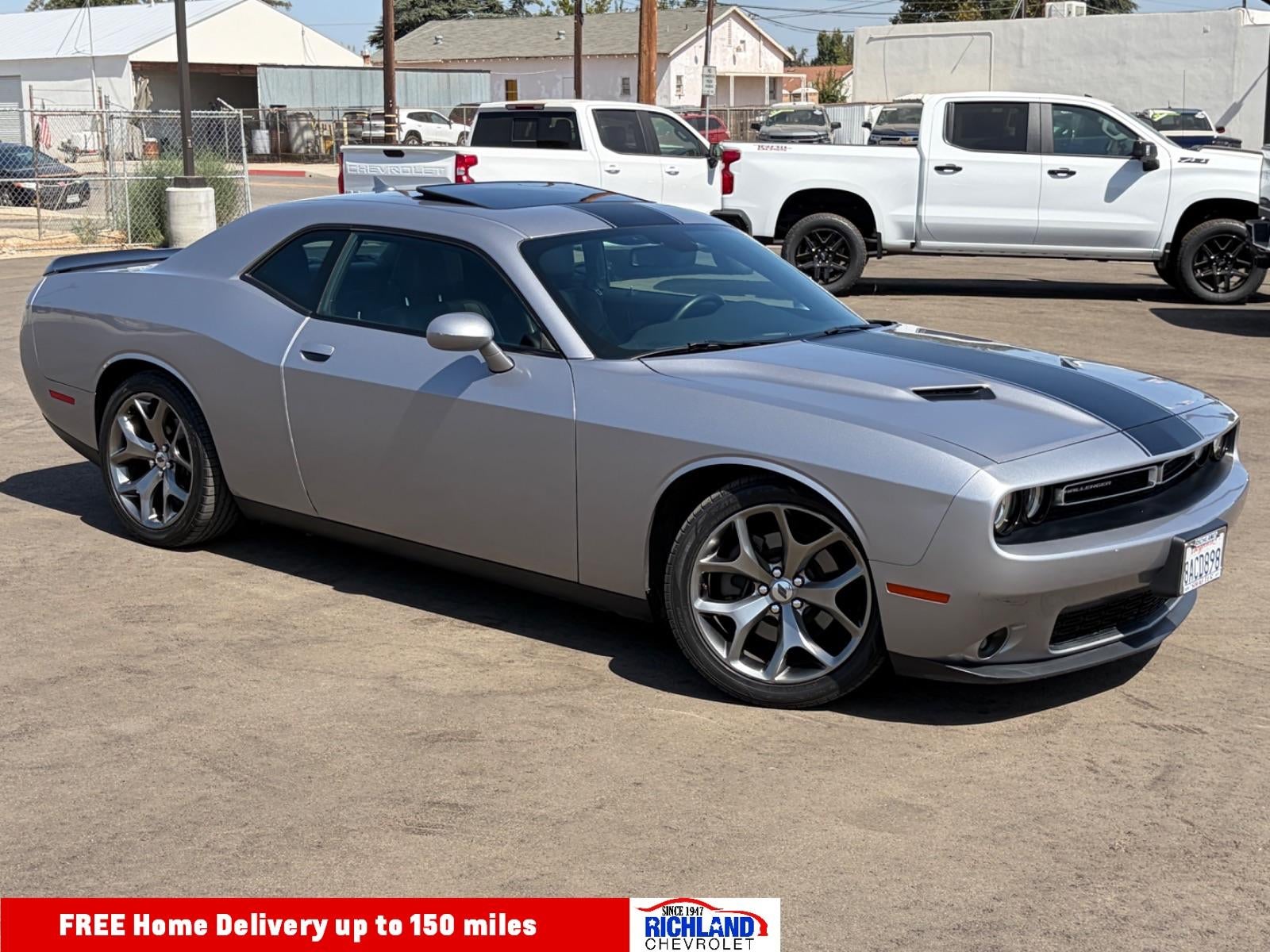 2017 Dodge Challenger SXT Plus