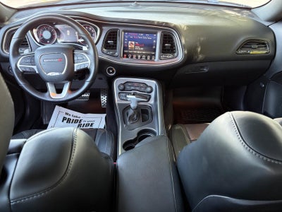 2017 Dodge Challenger SXT Plus