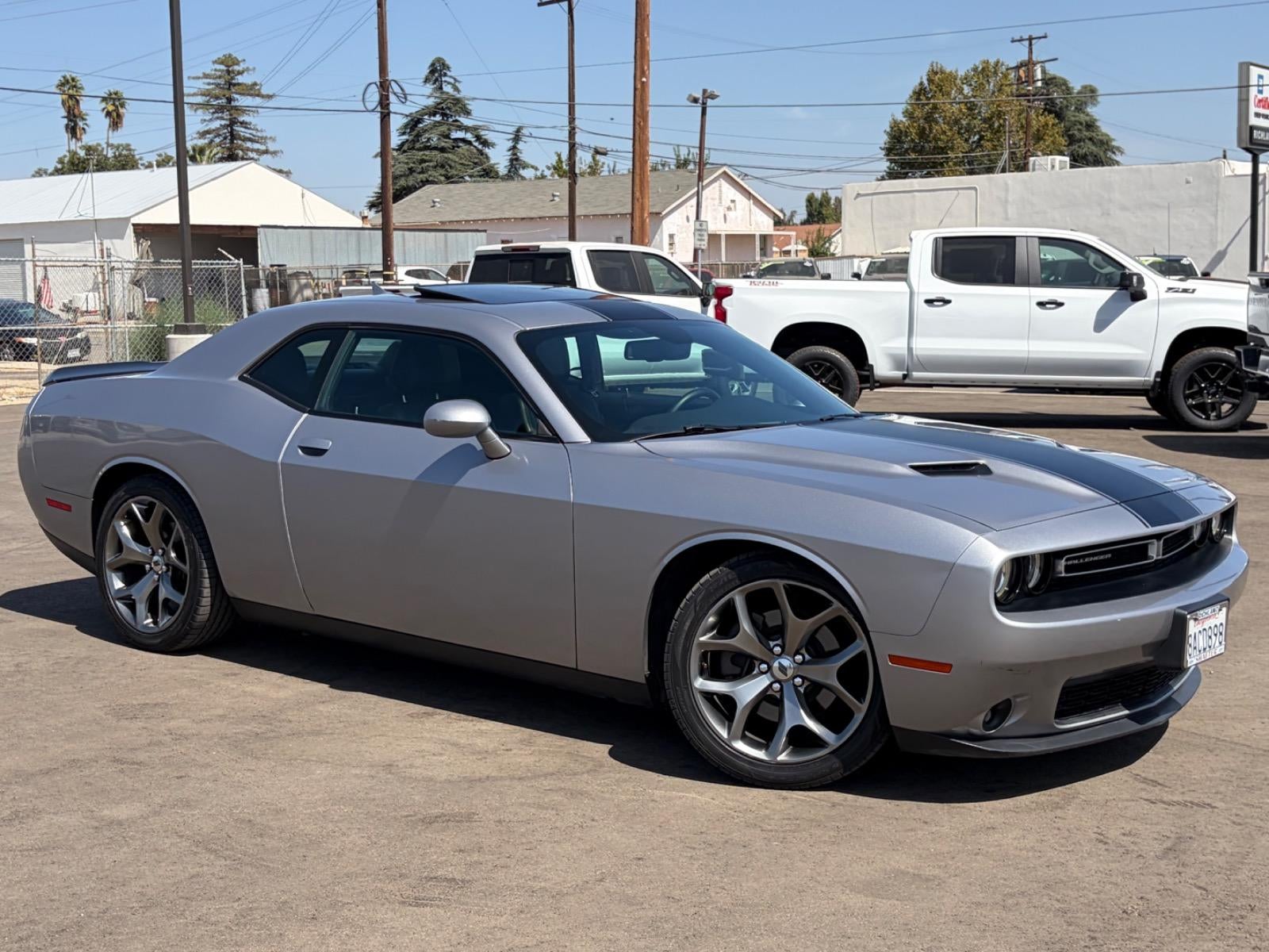 2017 Dodge Challenger SXT Plus