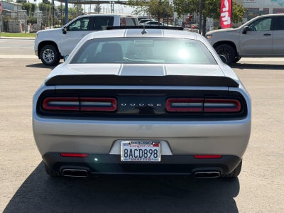 2017 Dodge Challenger SXT Plus