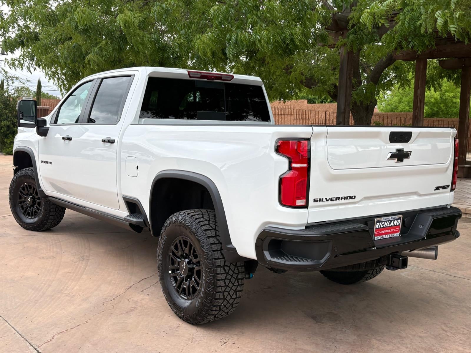 2026 Chevrolet Silverado 2500 HD ZR2