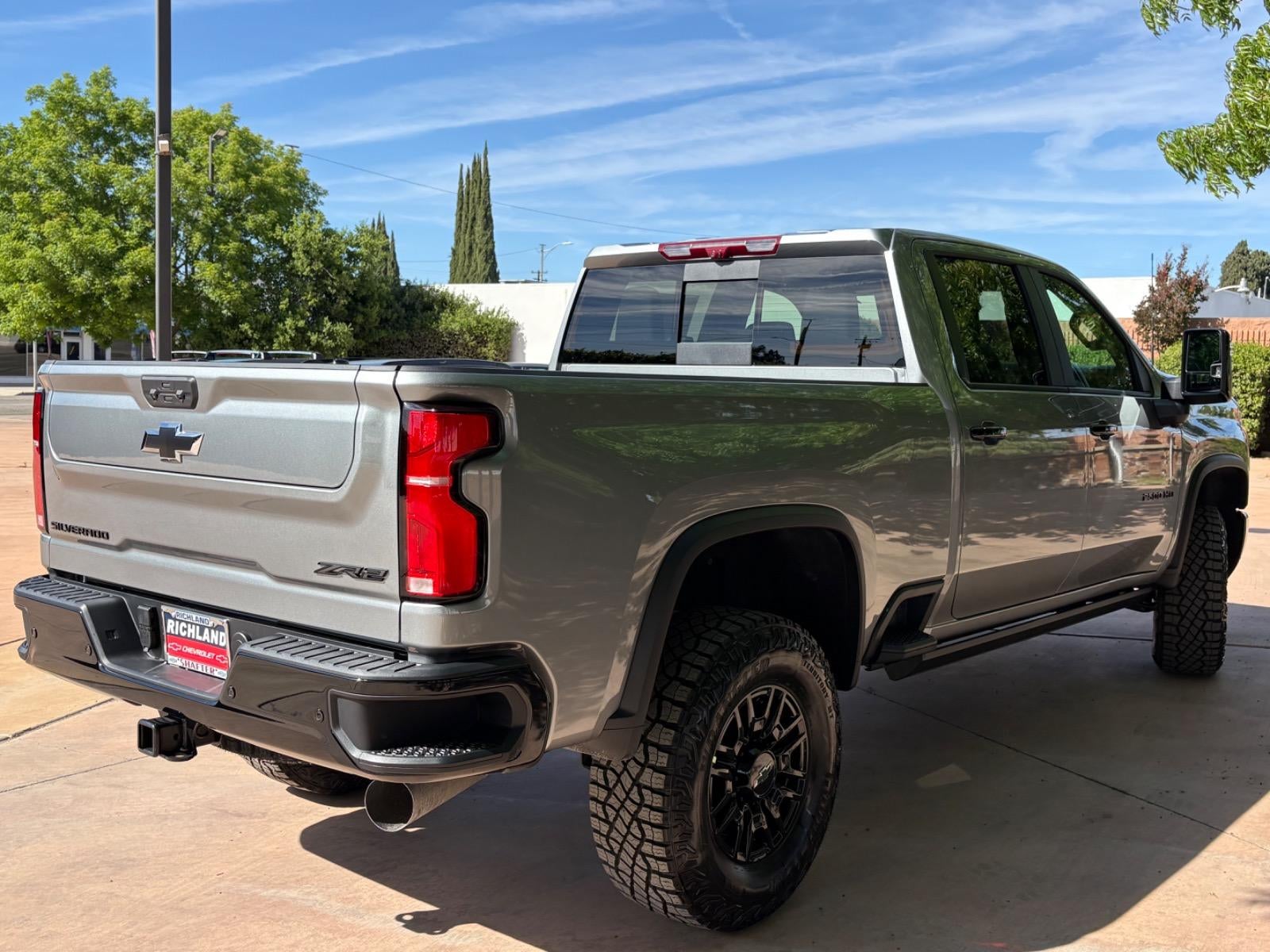 2026 Chevrolet Silverado 2500 HD ZR2
