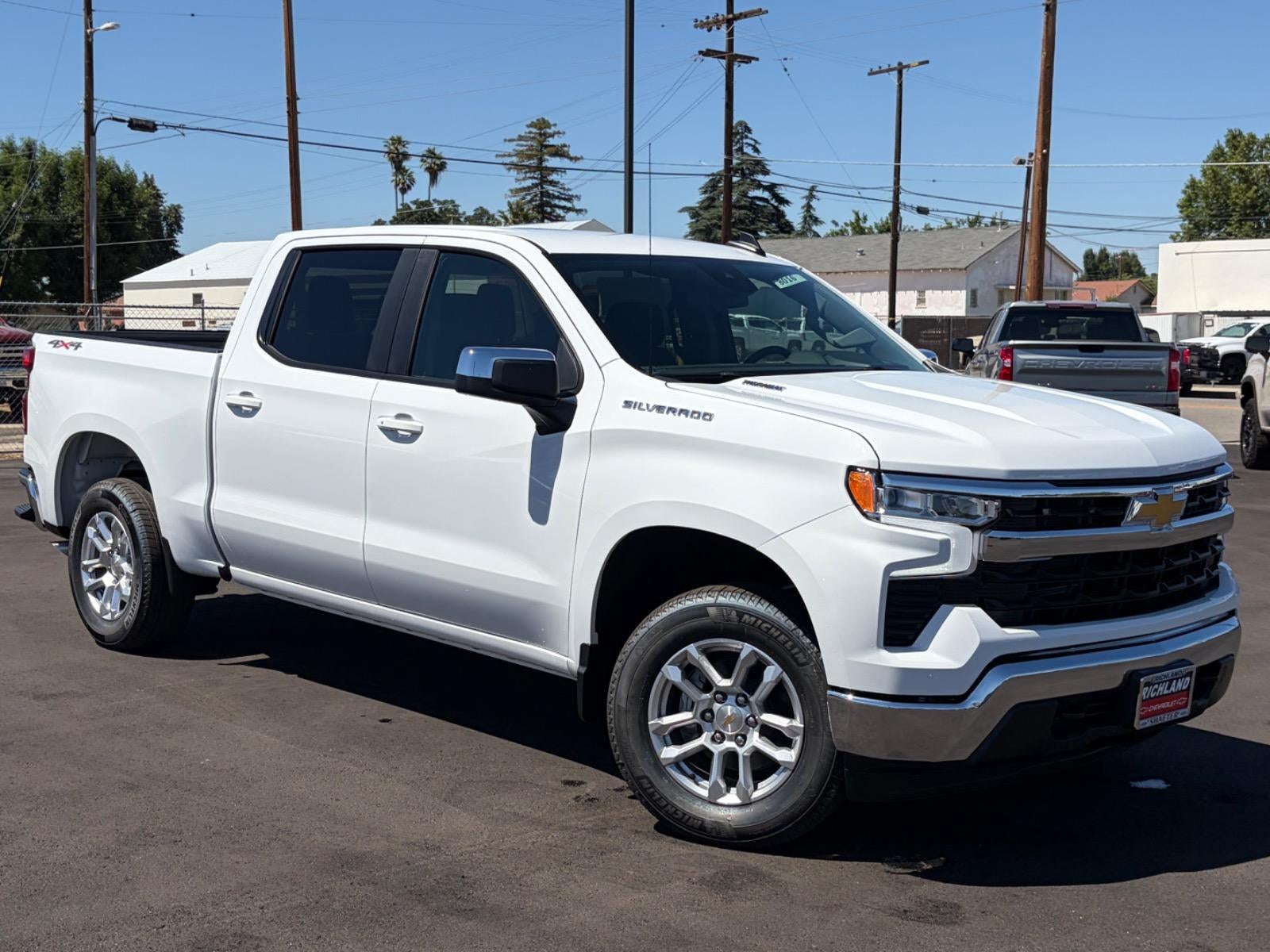 2026 Chevrolet Silverado 1500 LT (2FL)