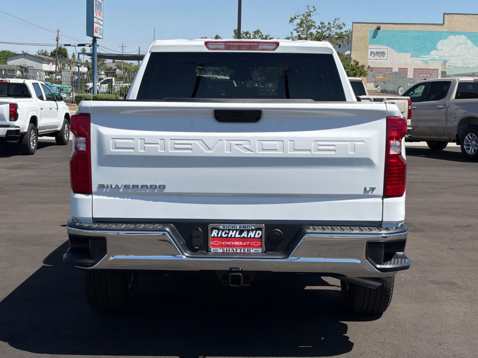 2026 Chevrolet Silverado 1500 LT (2FL)