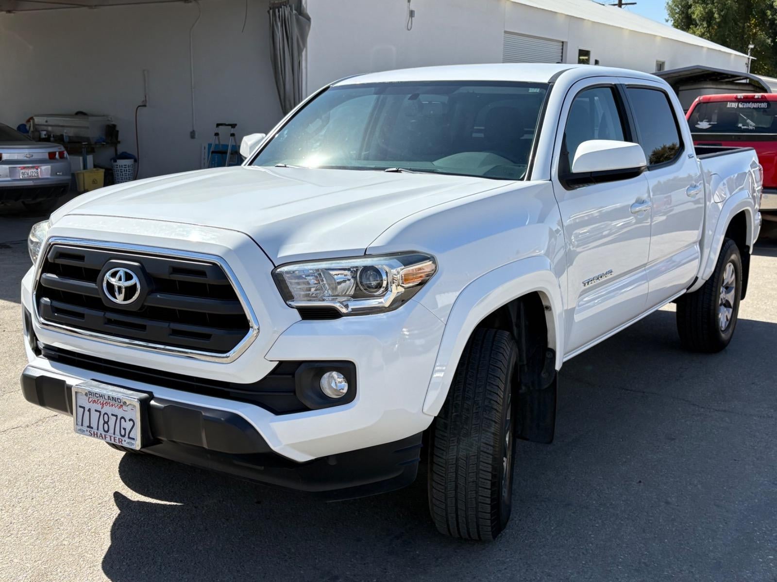 2017 Toyota Tacoma SR5
