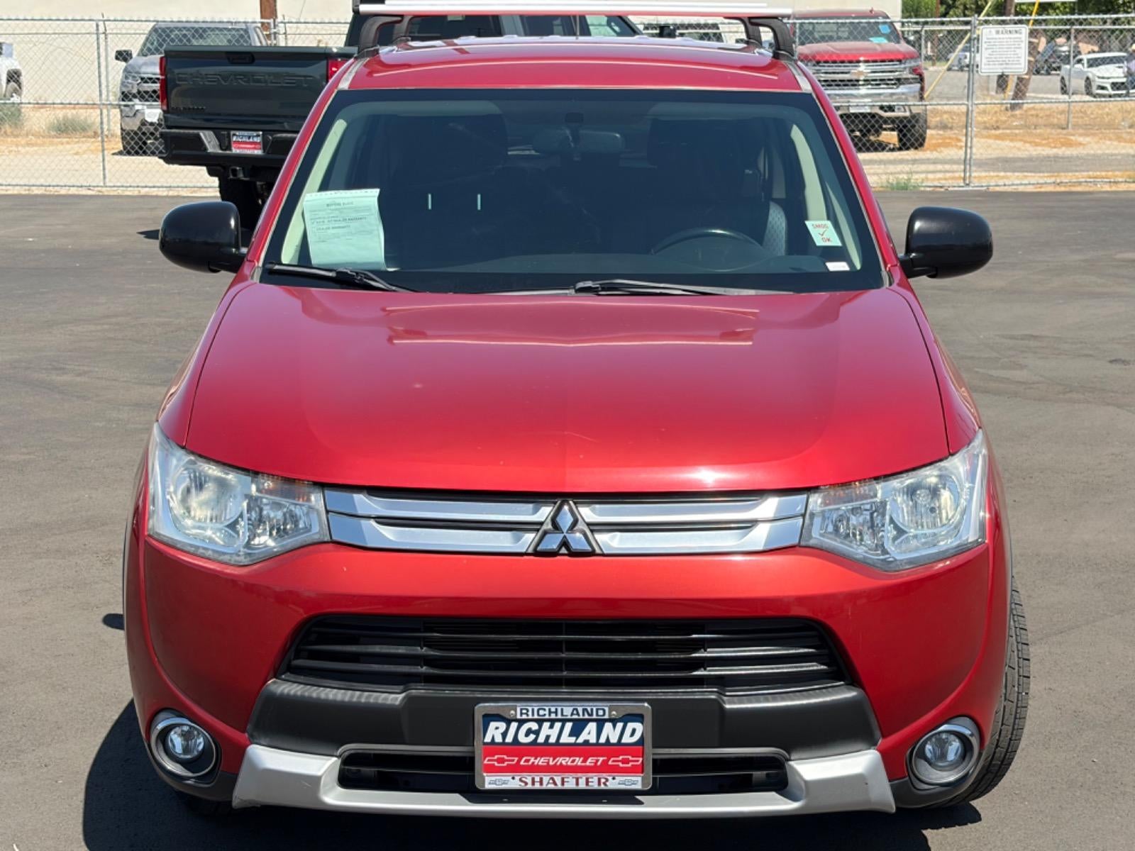 2015 Mitsubishi Outlander ES