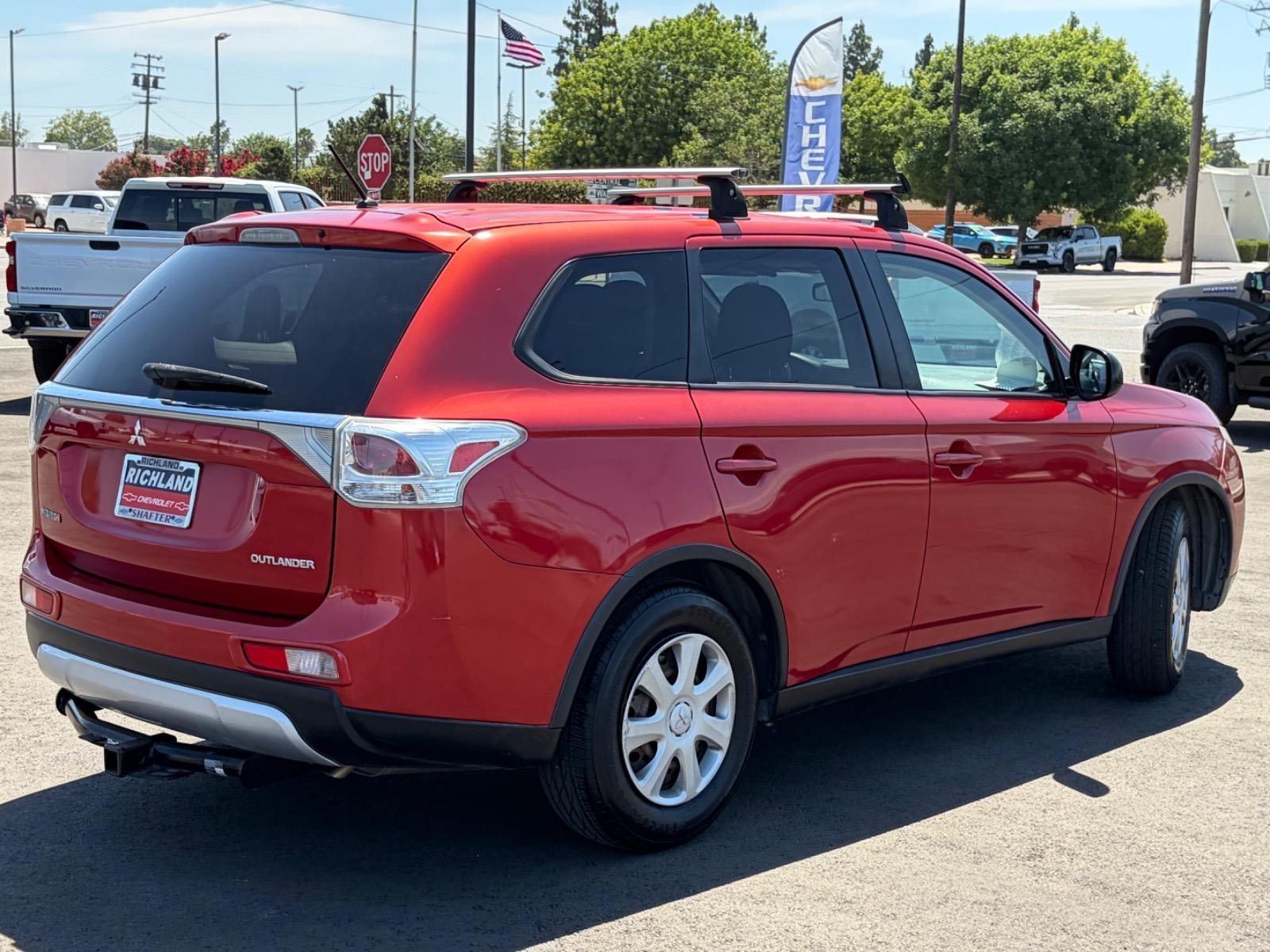 2015 Mitsubishi Outlander ES