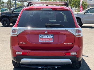 2015 Mitsubishi Outlander ES